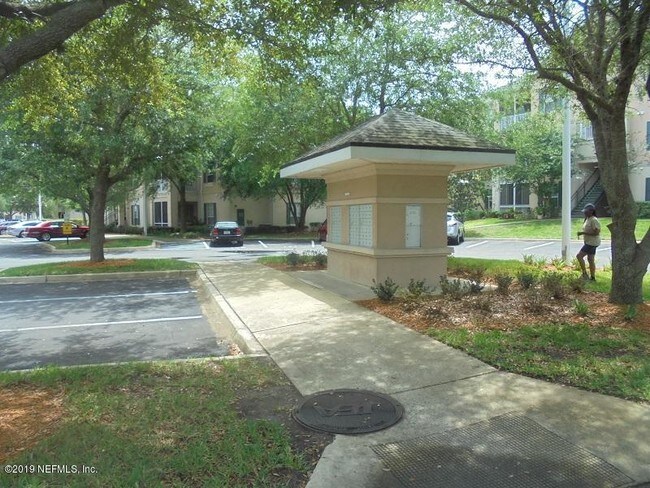 Foto del edificio - 8601 Beach Blvd