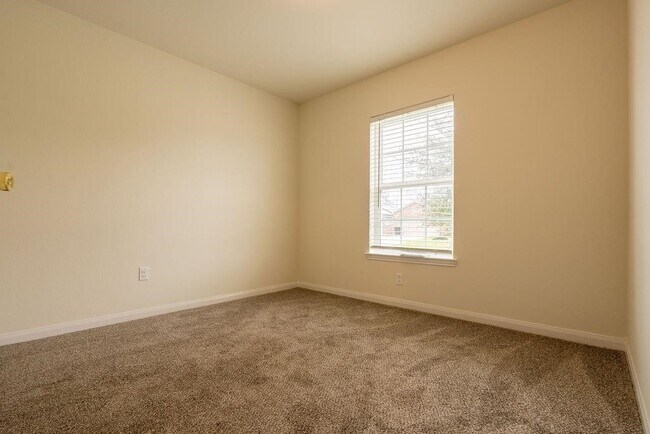 Foto del edificio - 22538 Cloverland Field Dr