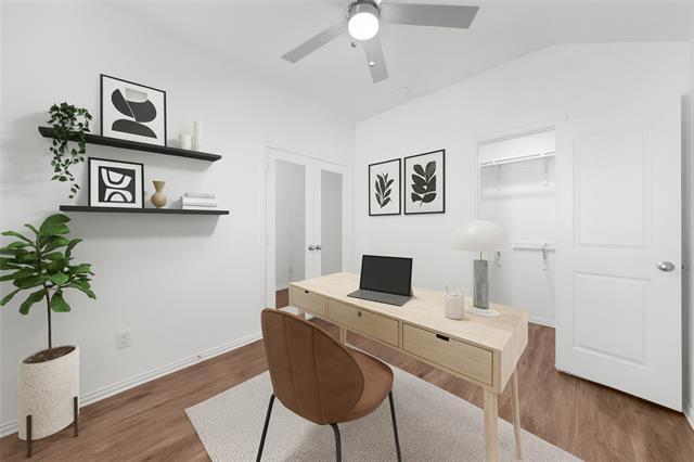 Foto del edificio - 224 Woodlands Blvd