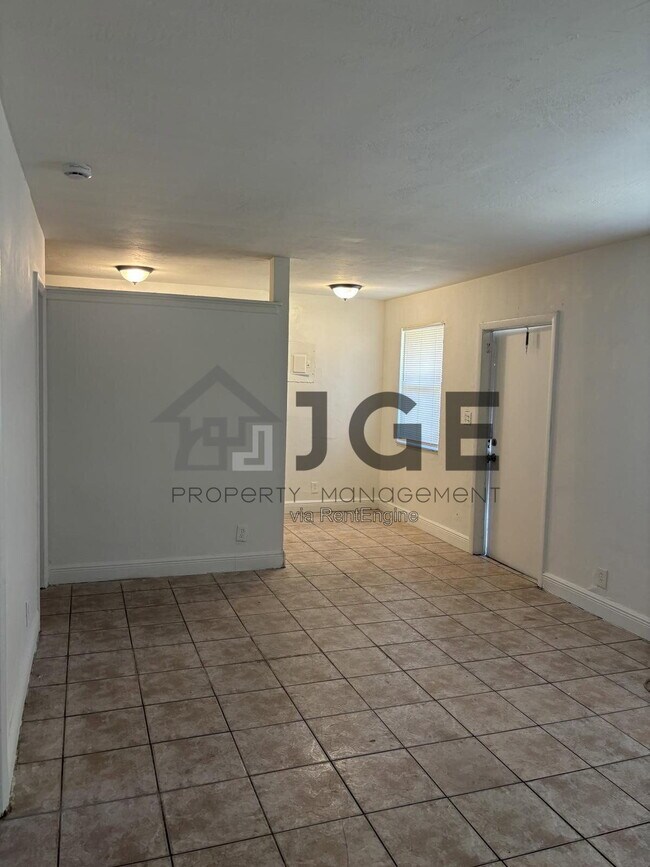 Foto del edificio - 724 NW 4th Ave