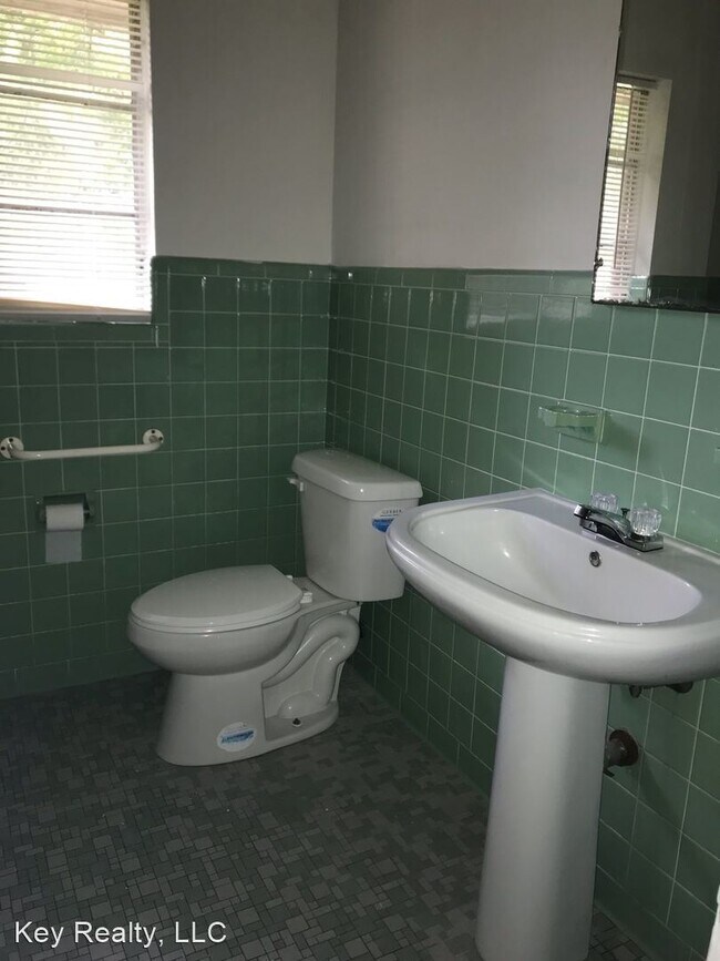 Foto del edificio - 3 br, 1.5 bath House - 2102 Cabrini Avenue