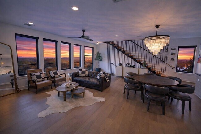 Foto del edificio - 8501 Bronco Ln