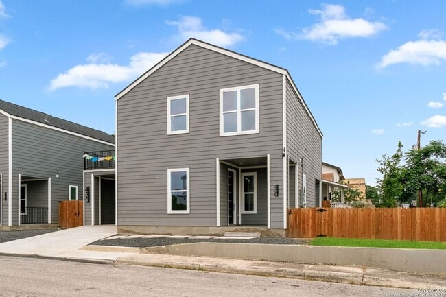 Building Photo - 420 Dreiss St