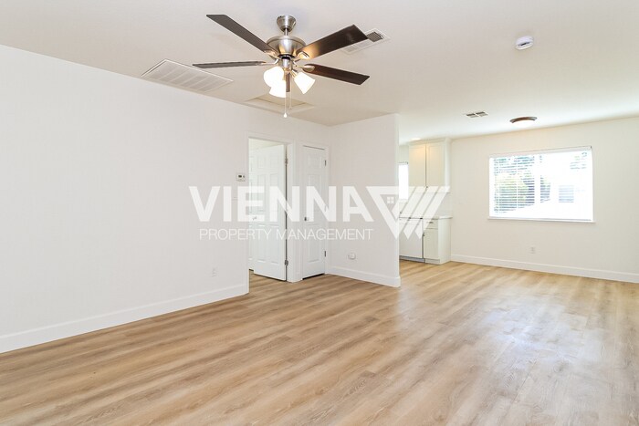 Foto principal - 912 Shearer St