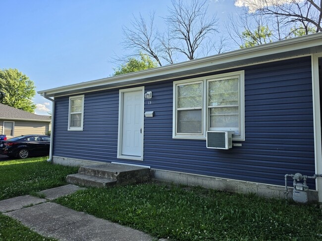 Building Photo - 15 Bougainville Dr