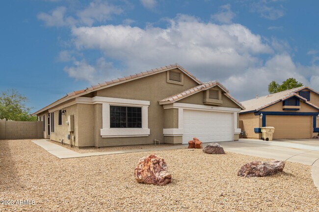 Building Photo - 7717 W Palo Verde Dr