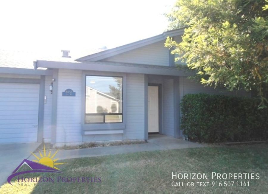 Primary Photo - Open 2 Bed 2 Bath 1,019 Sq. Ft. Antelope D...