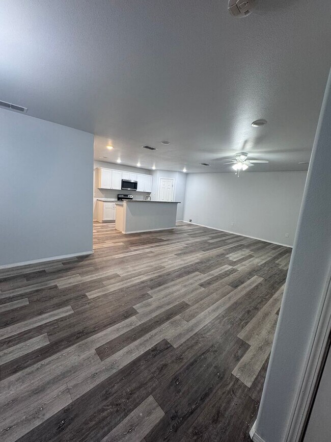 Foto del edificio - 1106 N Englewood Ave