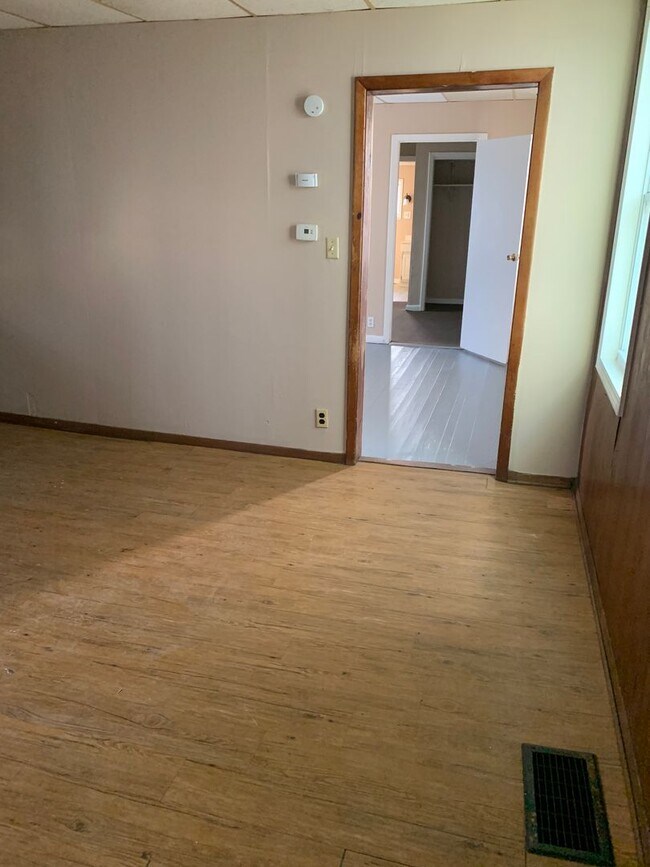 Foto del edificio - 2 bedroom 1 bath house