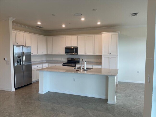 Building Photo - 17520 Gawthrop Dr