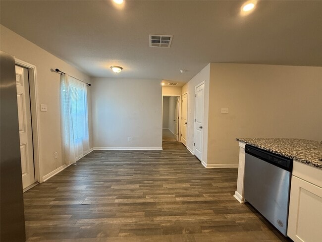 Foto del edificio - 15535 Taylorcrest Dr