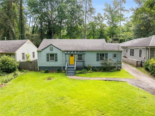 Foto del edificio - 1398 Deerwood Dr