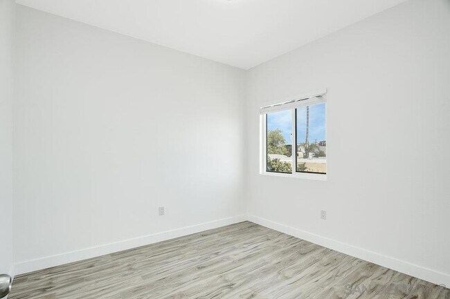 Foto del edificio - 4624 Idaho St