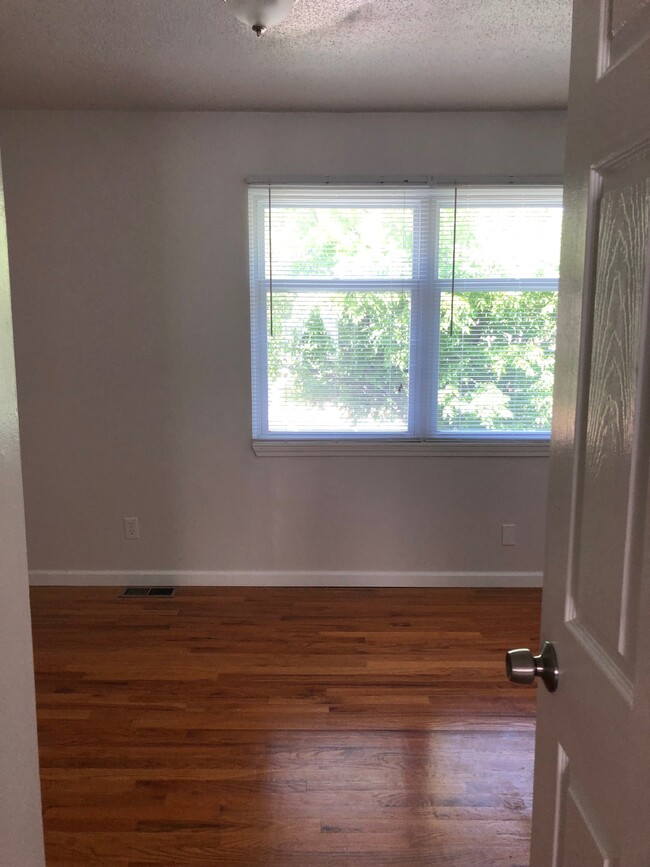 Foto del edificio - 2224 Prairie Glen Pl