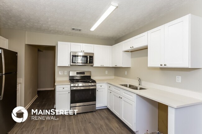 Foto del edificio - 6730 Greenbower Ln