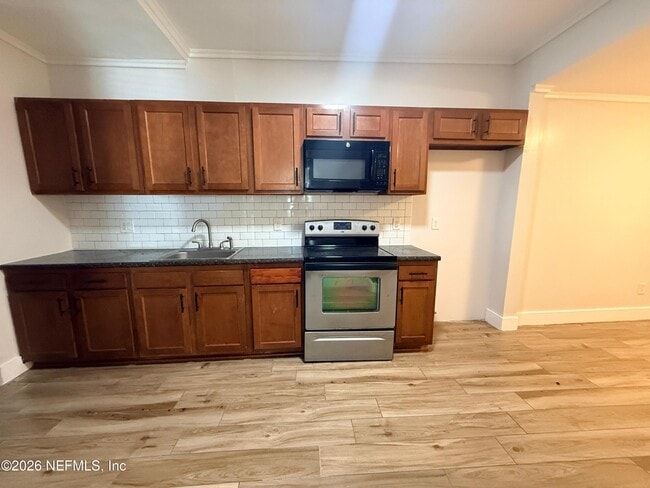 Foto del edificio - 1226 Clark St