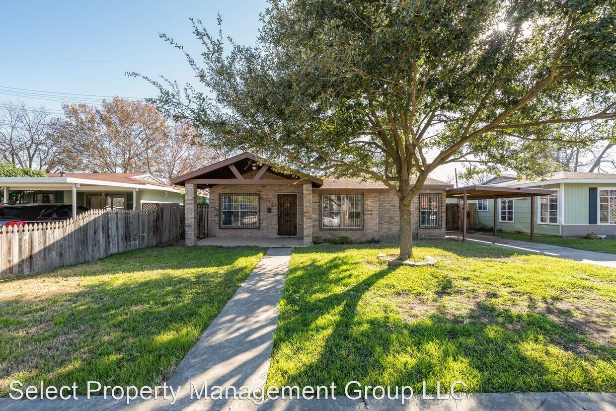 4 br, 2 bath House 110 Edgebrook Ln House Rental in San Antonio, TX