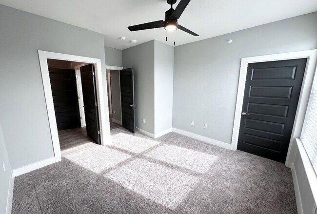 Foto del edificio - 5005 E Parmer Ln