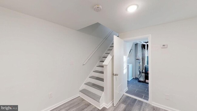 Building Photo - 428 S Bond St