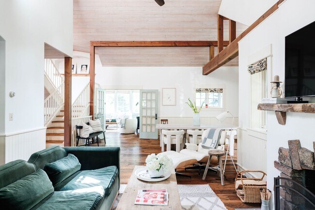 Building Photo - As good as it gets..Love your new home