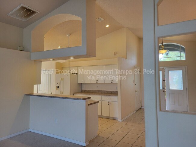 Foto del edificio - 1314 Avonwood Ct