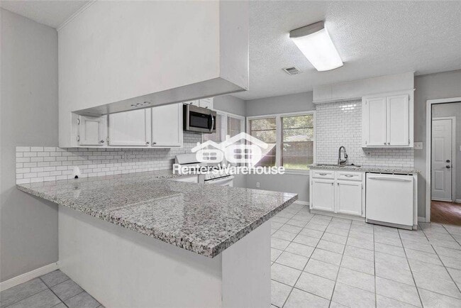 Building Photo - 12109 22nd St