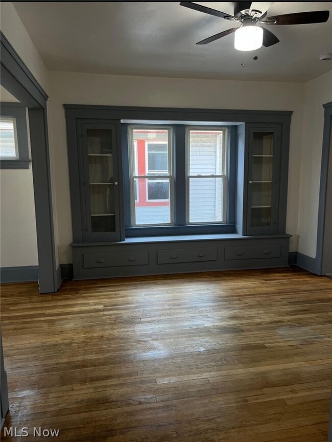 Foto del edificio - 2164 W 100th St