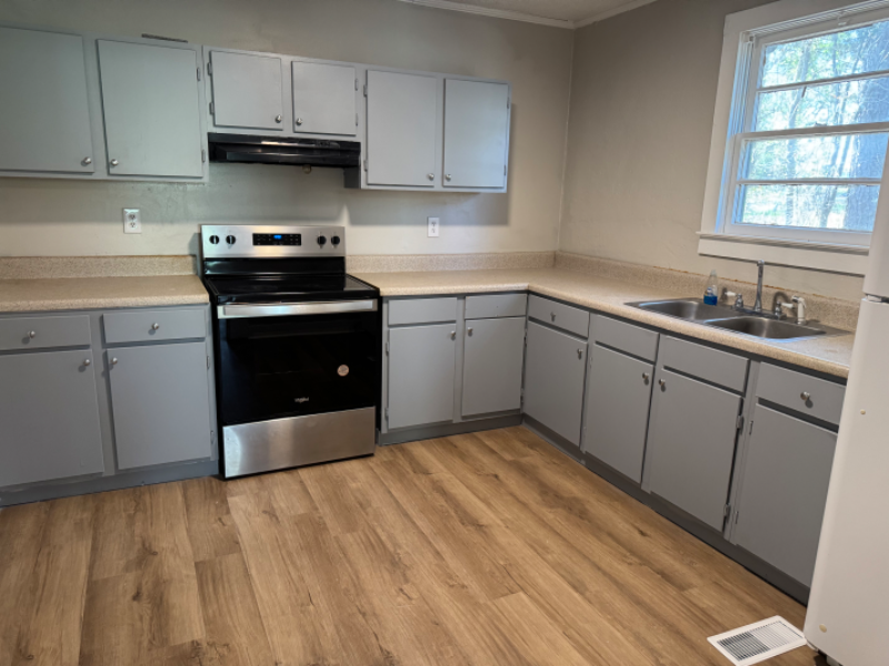 Primary Photo - 101 Ellis St SW