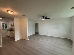 Building Photo - 10205 Sierra Dr