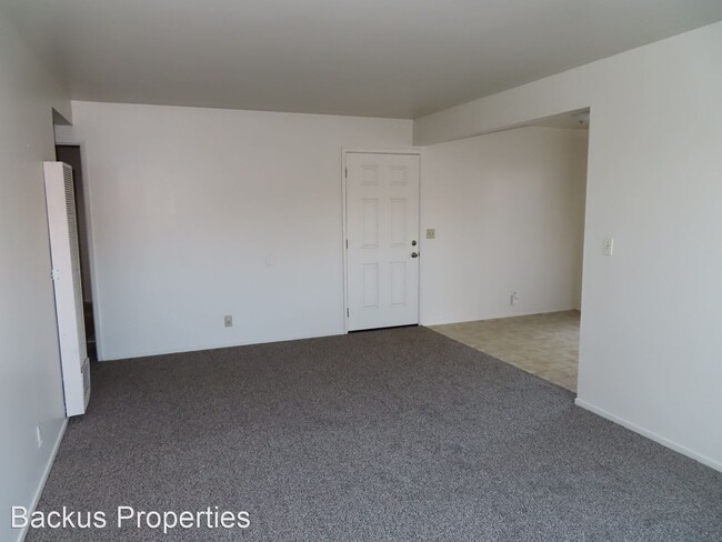 Building Photo - 2 br, 1 bath House - 962-3 Acosta Plaza