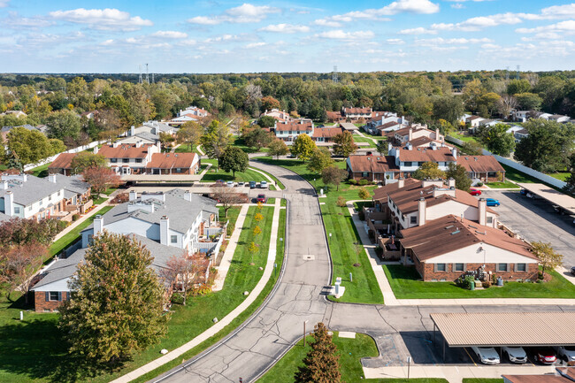 Aerial Photo - Arbor Village