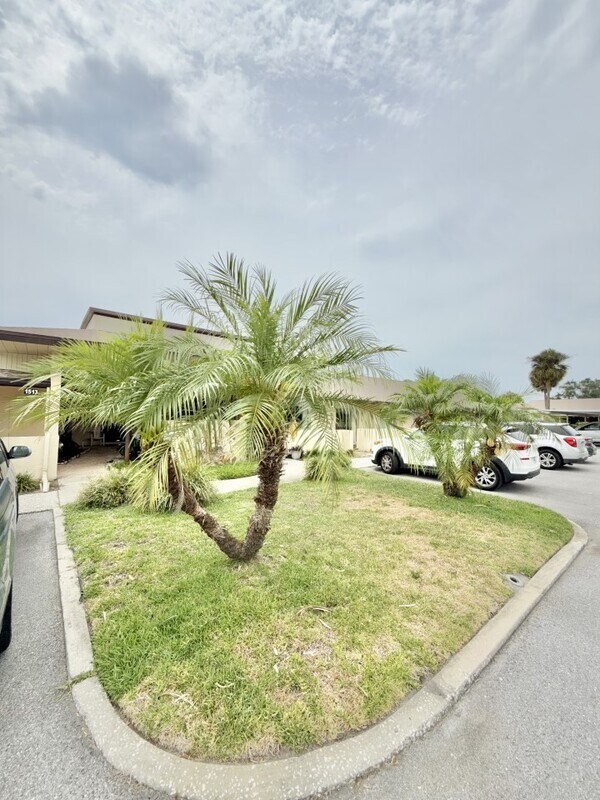 Building Photo - 1509 12th Ct SE
