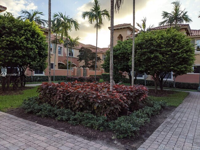 Building Photo - 2208 Coral Reef Ct