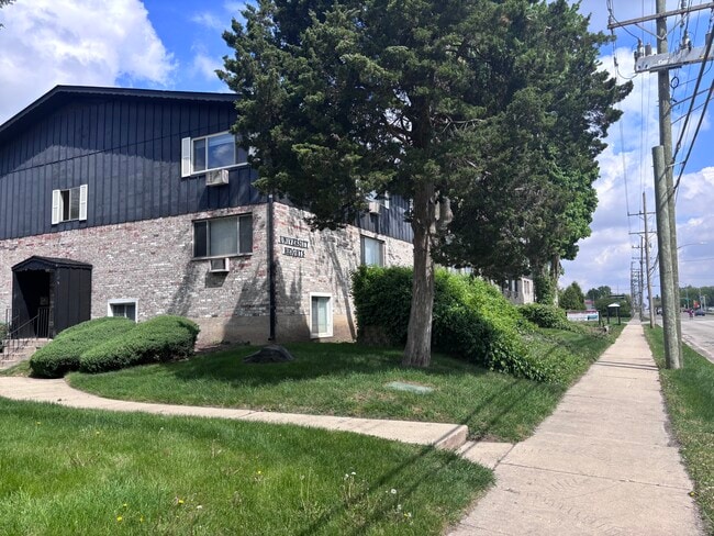Building Photo - University Heights Apartments
