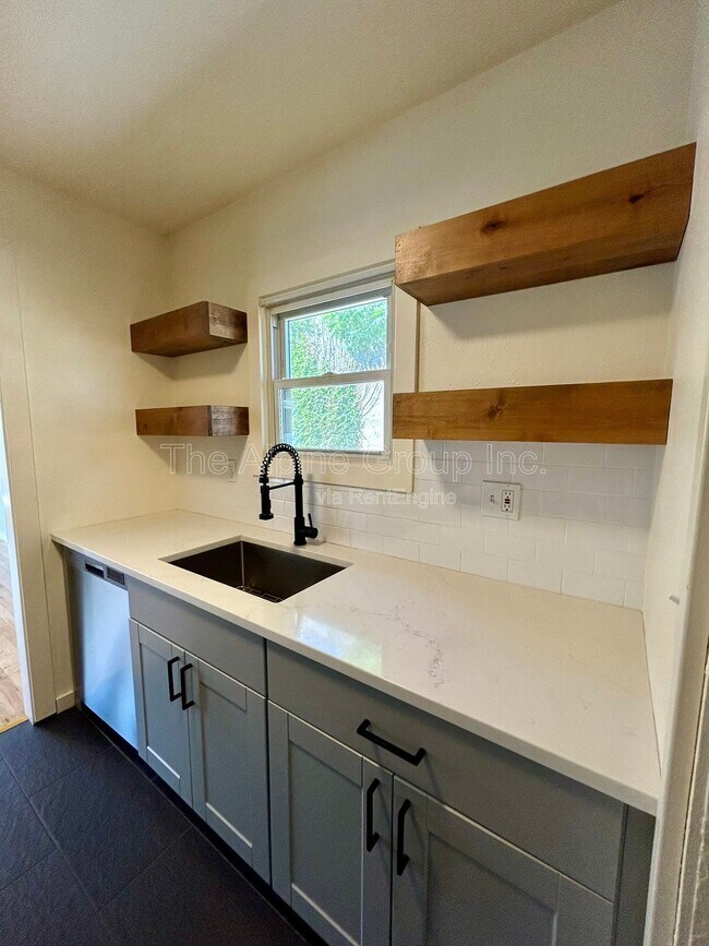 Foto del edificio - 4831 N Maryland Ave