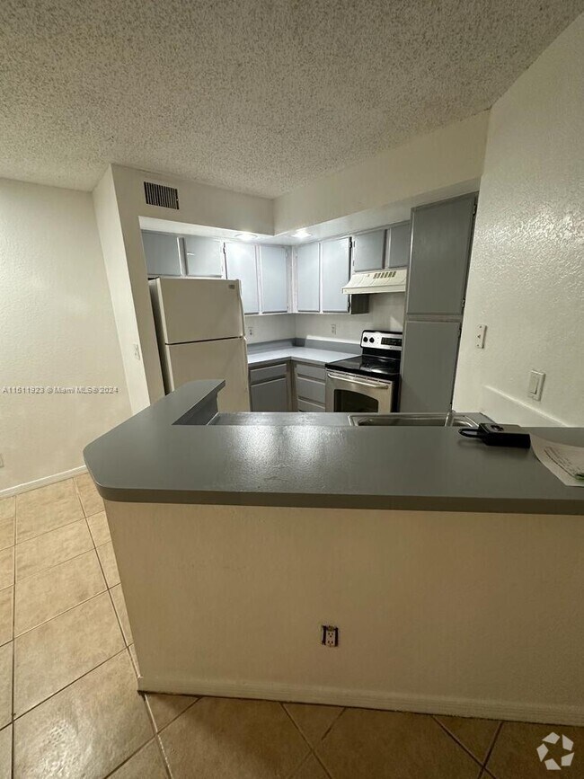 The Outback Pet Friendly Apartments for Rent Plantation, FL 4