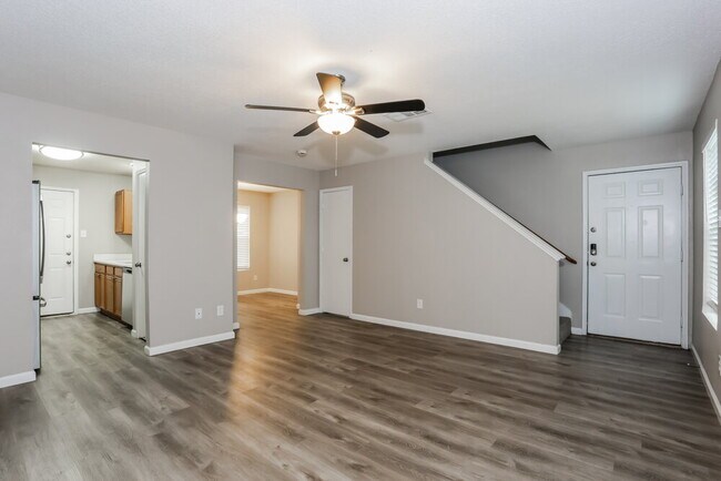 Foto del edificio - 3148 Heritage Ln