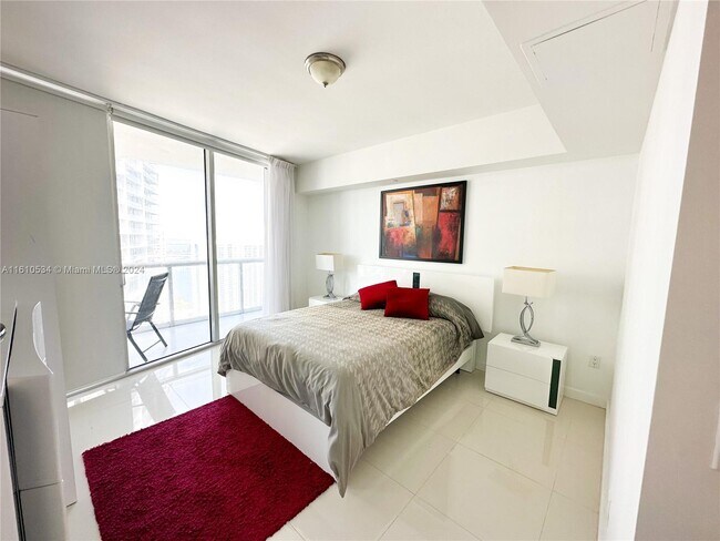 Foto del edificio - 495 Brickell Ave
