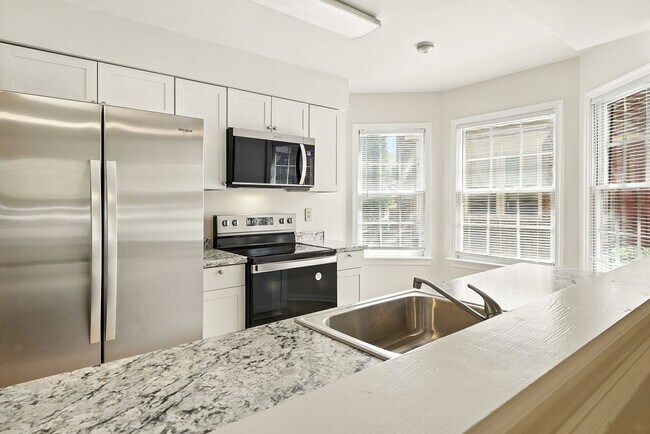 Foto del edificio - Fabulous 1 Bedroom/1 Bath Condo Unit!