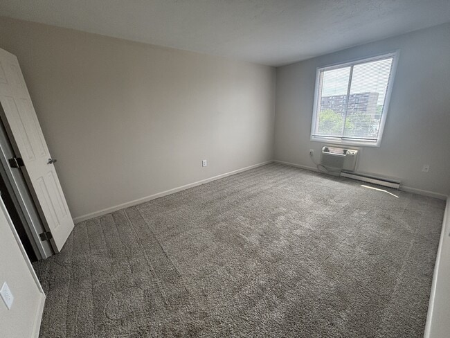 Interior Photo - Hummingbird Pointe & The Gardens