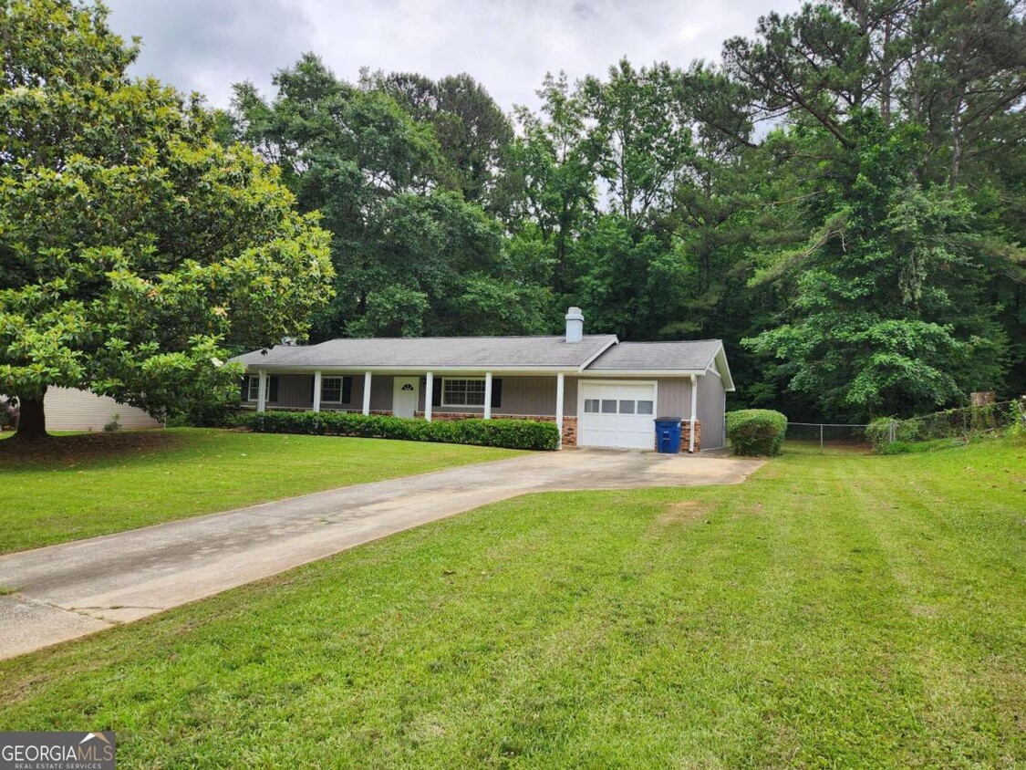 Primary Photo - 2061 Chestnut Start Dr