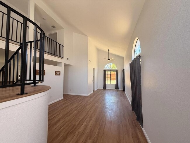 Building Photo - 7538 Hawks Peak Way
