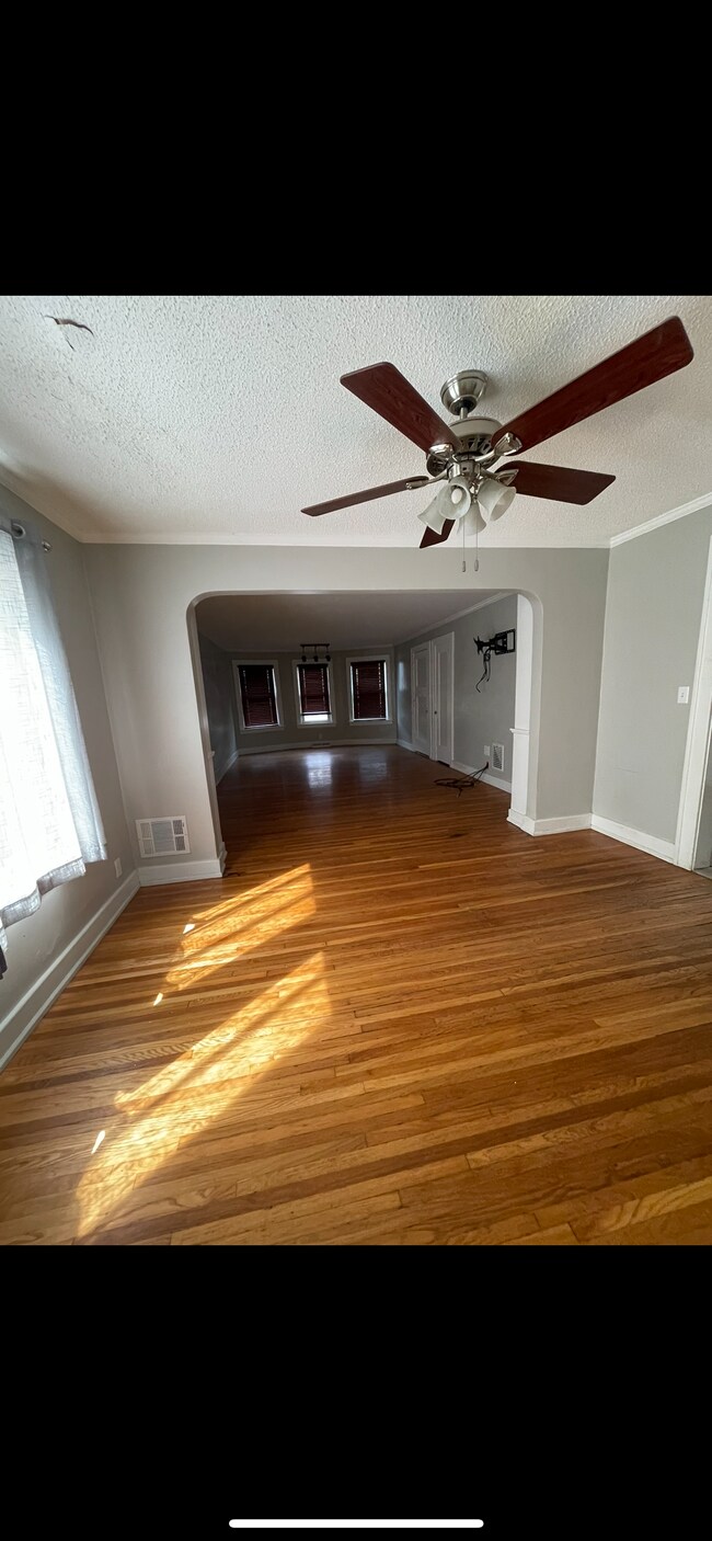 Foto del edificio - 295 Hartwell Rd
