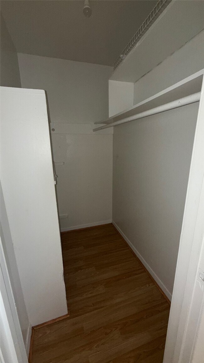 Foto del edificio - 1906 Binz St