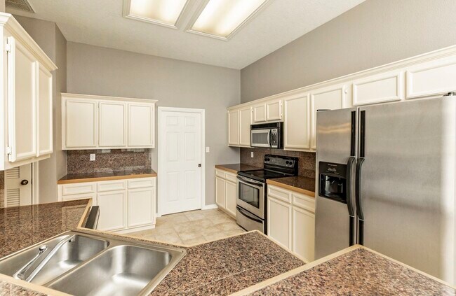 Foto del edificio - 434 Harbor Oaks Dr