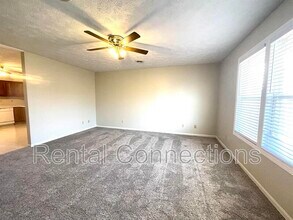 Building Photo - 703 Joseph Ln