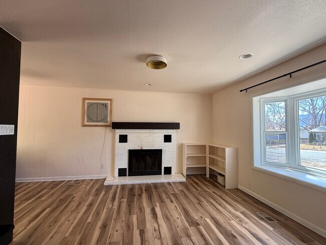 Foto del edificio - 107 Arlen St