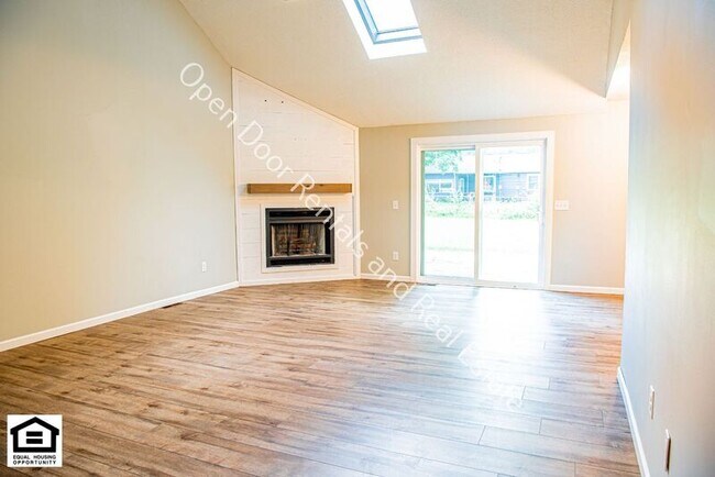Foto del edificio - 5006 Vermont Ln