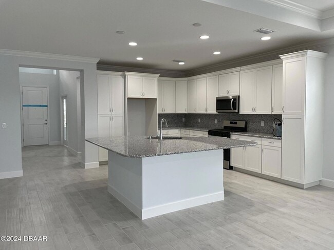 Building Photo - 818 Bama Breeze Dr