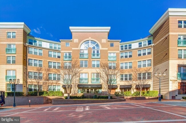 Building Photo - 12000 Market St